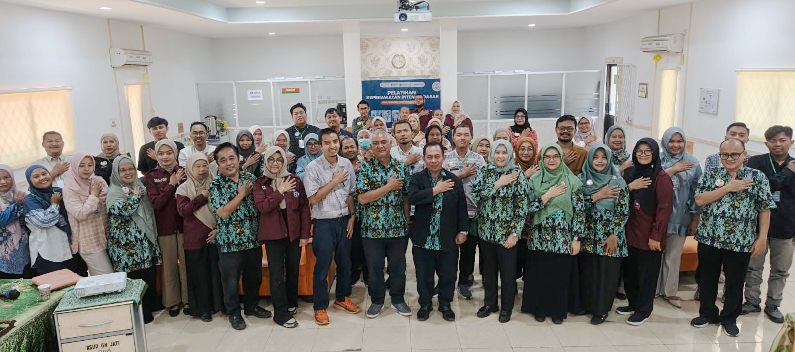 Tingkatkan Kompetensi Pegawai, RSD Gunung Jati Gelar Pelatihan Intensif Dasar Selama Sepekan